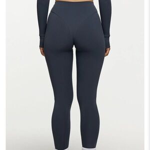 Nama black body butter contour Women's Activewear Set